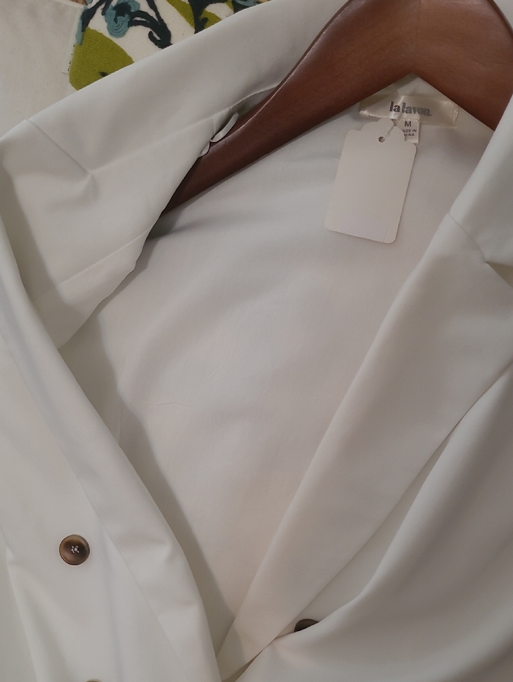 Tailored Ivory Vest - Picture 6 of 6